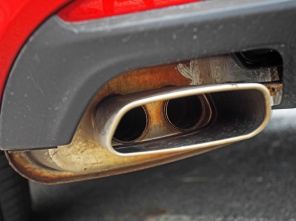 �����s��2013��s��550