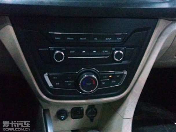 �L������V7