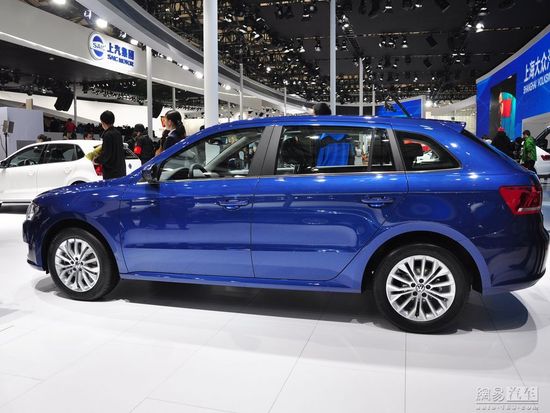 ���У��Ɏ����ݣ�