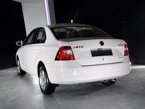 ˹���_(d��)�Ϻ���˹���_(d��)��J2013�� 1.4L �քӘ��x��