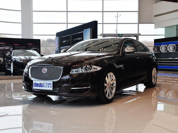 �ݱ�  XJL 3.0 SC ܇�v��ǰ45��ҕ��