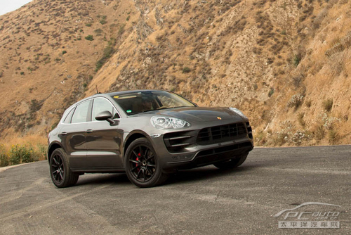 ���r��Macan