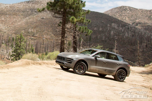 ���r��Macan