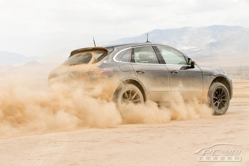 ���r��Macan