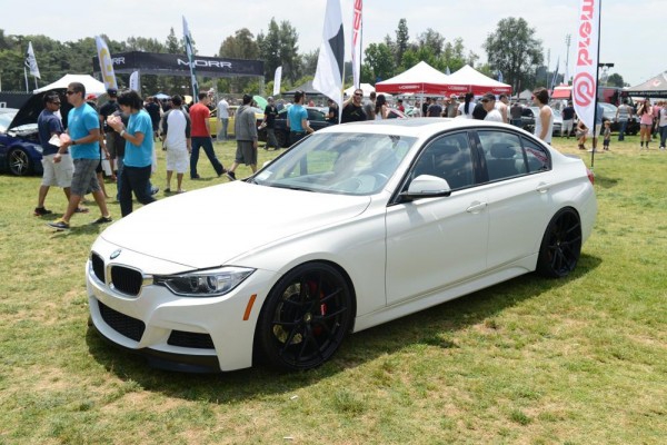 2013-bmw-3-series-by-vorsteiner-2-600x400.jpg