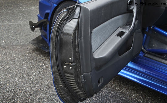 �ձ���������܇��800ƥ�ծa(ch��n)GT-R R34���b��14��