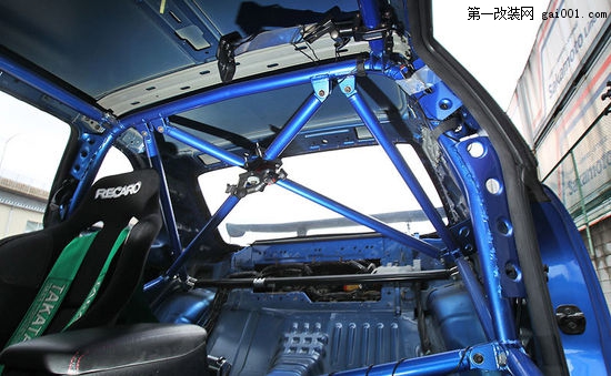 �ձ���������܇��800ƥ�ծa(ch��n)GT-R R34���b��16��