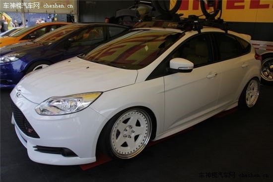 ����ɫ���鹝(ji��) SEMA�ϵĸ��ظ���˹ST���b SEMA,���ظ���˹ST,��܇���b