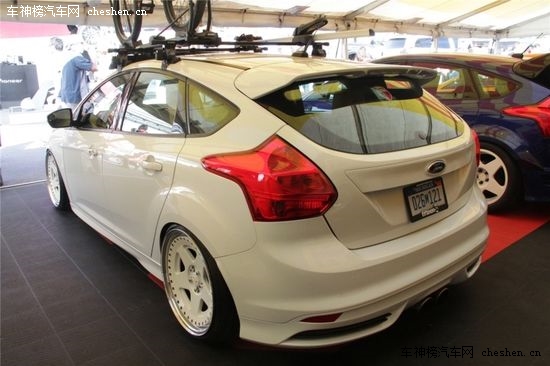 ����ɫ���鹝(ji��) SEMA�ϵĸ��ظ���˹ST���b SEMA,���ظ���˹ST,��܇���b