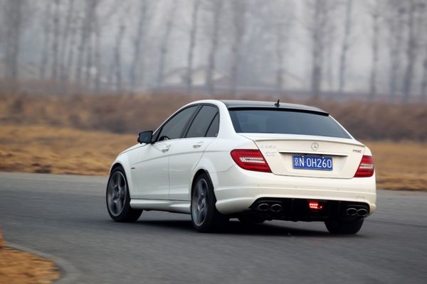 �S�Զ���Ȼ! ӛ䛱��YC260��ԭ�S(ch��ng)AMG��Y(ji��)