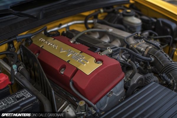 ��׷���ˑB(t��i)���� Ů܇���ĸ��b����S2000!