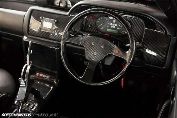 ������������ف��u ����Escort���b�b�p