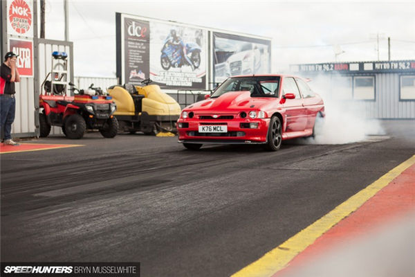 ������������ف��u ����Escort���b�b�p