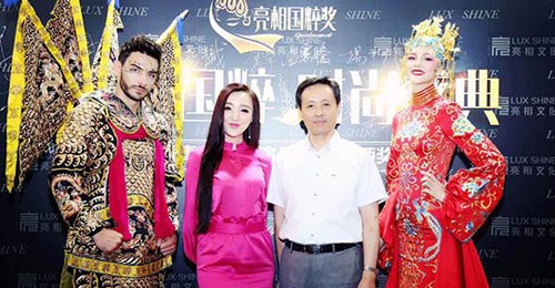 ������+����(chu��ng)�¹�(ji��)Ŀ��һ��(ch��ng)���y(t��ng)�c�r(sh��)�еČ�(du��)Ԓ