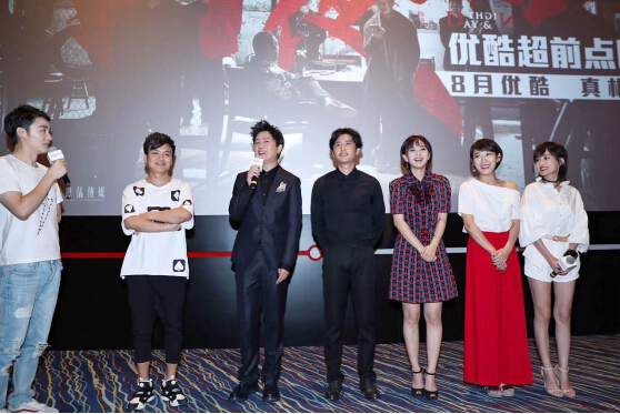 ��(y��u)�ᡶ��ҹ׷�����c(di��n)ӳ��(hu��)�ھ��e�����˻������ҽK�����˂�(g��)���ֽ�ɫ