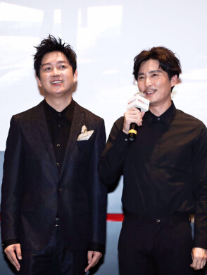 ��(y��u)�ᡶ��ҹ׷�����c(di��n)ӳ��(hu��)�ھ��e�����˻������ҽK�����˂�(g��)���ֽ�ɫ