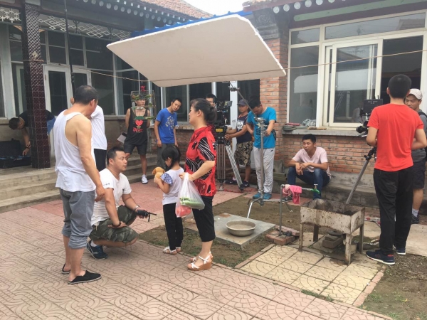 �P(gu��n)��(��i)���]�Y��ͯ�}�Ĺ���΢�Ӱ���龉������_(k��i)�C(j��)