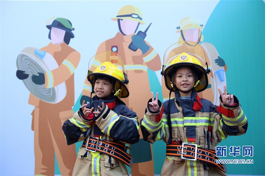 #�����Aҕ�磩��3�������B�T�����ތW���� �옷����ĩ