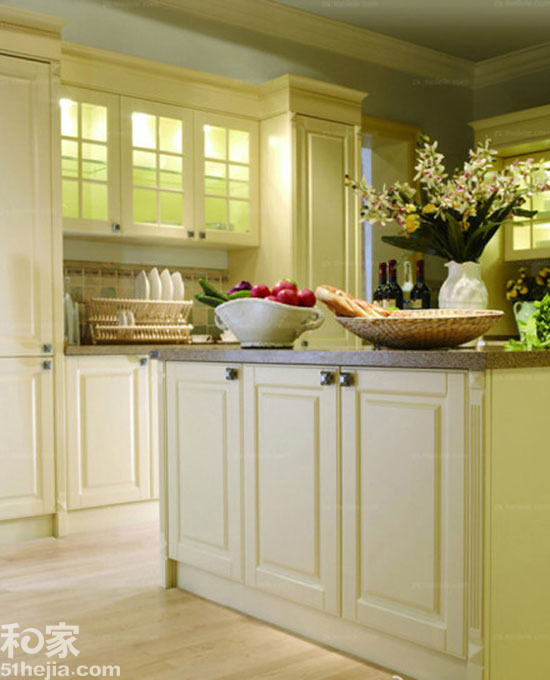 �Ŀ���������ɫ ���ɫ�㶨����