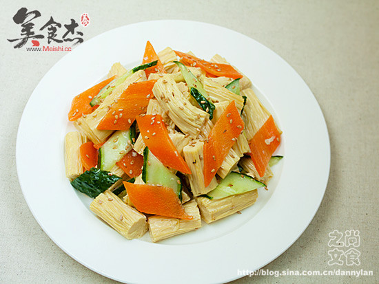 ������ɫ����