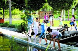 7��13�����m���M�롰�������족����ߚ�؞�32.1�����D��С���т����m��ˮ܇���[�@ˮ��߅�����������ϯӛ�� �Ꮚ �z