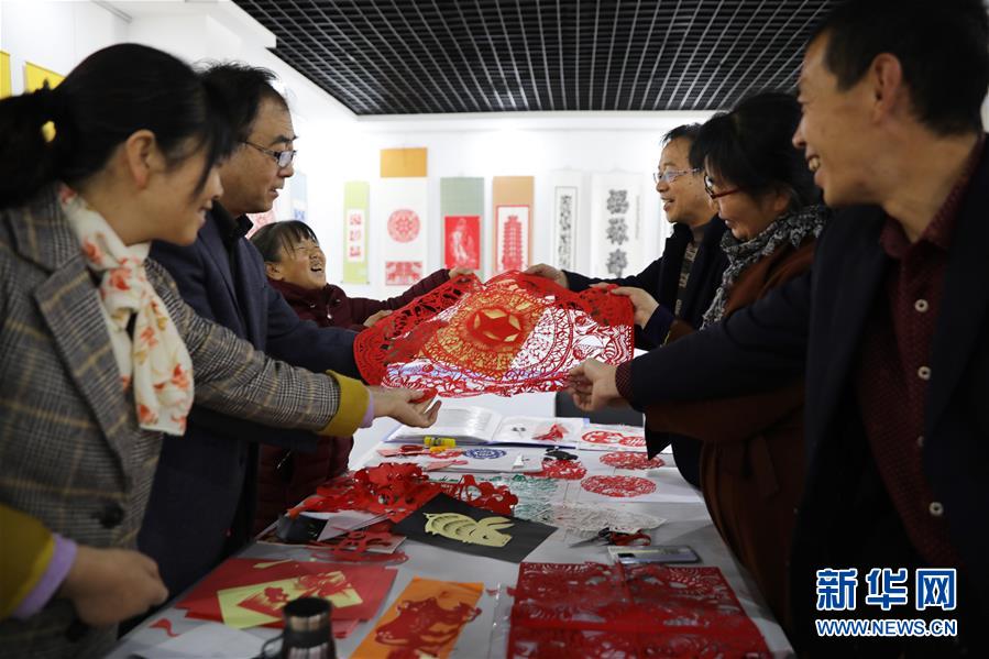 ���Ļ�����1�����C���������м���ˇ�g