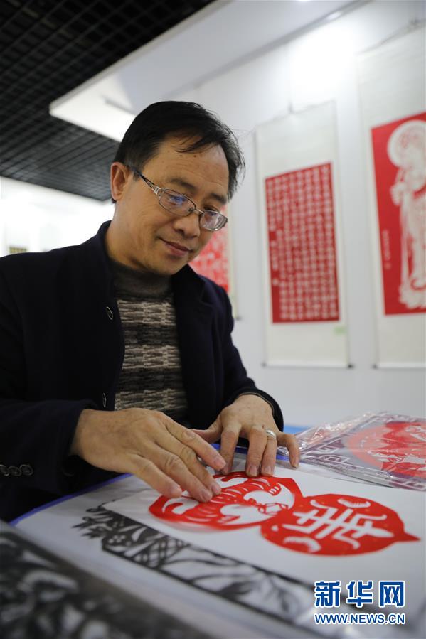 ���Ļ�����2�����C���������м���ˇ�g