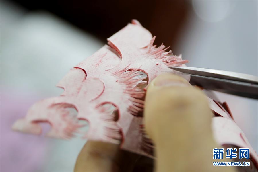 ���Ļ�����4�����C���������м���ˇ�g