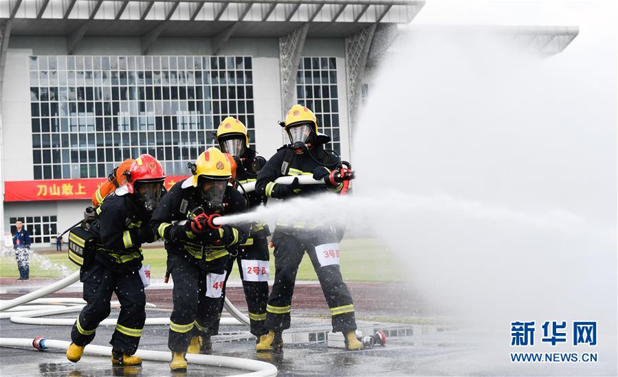 ���������4�����ϣ�������Ԯ����æ