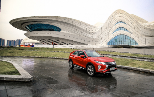 �o����SUV�x�V�������ȸ����ܲ��M��ُ܇�_������