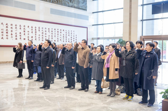 ��������˹�W(xu��)ԺУ�hί��Փ�W(xu��)��(x��)���ĽM(�U(ku��)��) �e�С�������������ӛʹ�������}���������μ��ЌW(xu��)��(x��)��ӑ