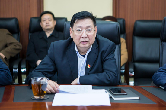 ��������˹�W(xu��)ԺУ�hί��Փ�W(xu��)��(x��)���ĽM(�U(ku��)��) �e�С�������������ӛʹ�������}���������μ��ЌW(xu��)��(x��)��ӑ