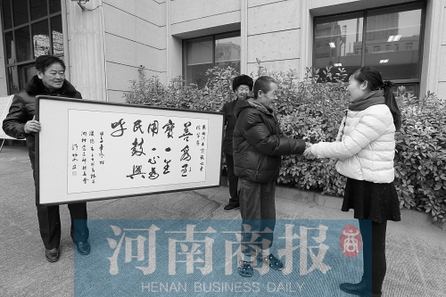 ����һ�t(y��)Ժ���M�����ðְ��β� ���ӵ��p����������