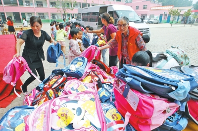 ���M������؃�ͯ�WУ ���桱���^�����ů������