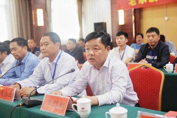 �¸�����ɣ����ڣ�(zh��n)��ɽ����ؚ���W(xu��)�����������