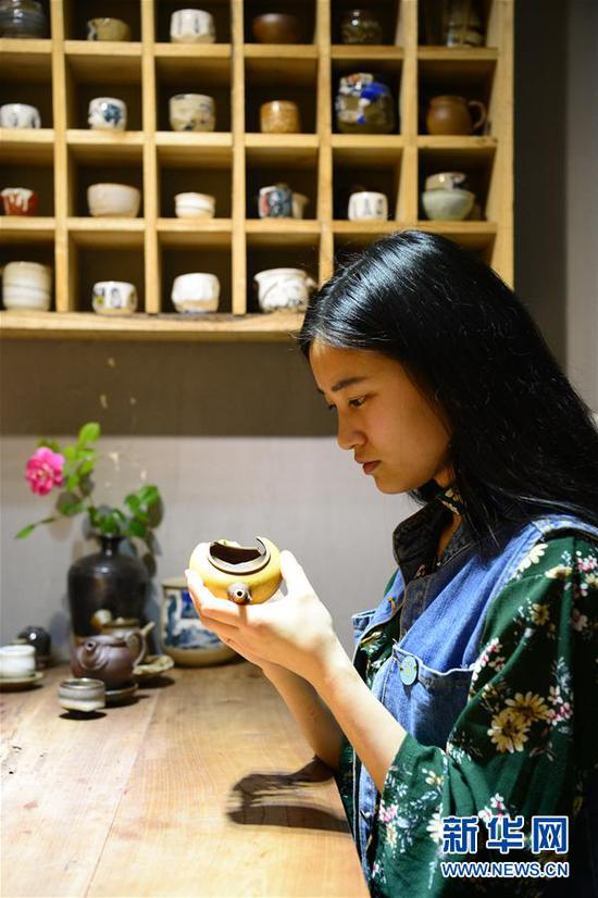 ����5��5��,�S�������շ������(n��i)�鿴һ���Ɠp�Ĳ����