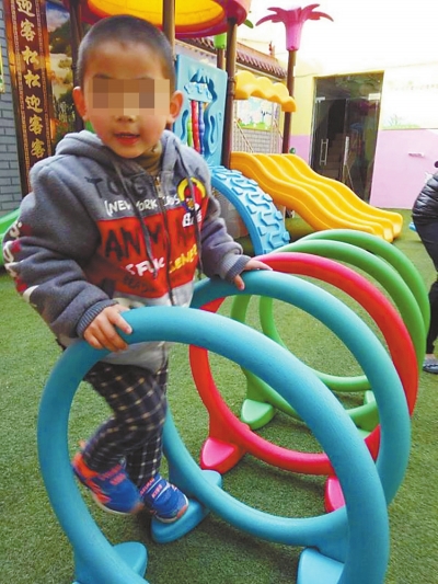 �֋���¶���׃��L(zh��ng)ס��ķ�Һ��m(x��) �����ѱ�ĸ�H�ӻؼ�