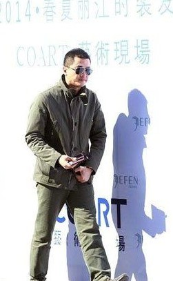 ��i���Y�ψD��