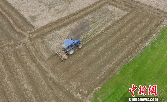 �D�麽��һ�v�����C(j��)����ء������տ����z