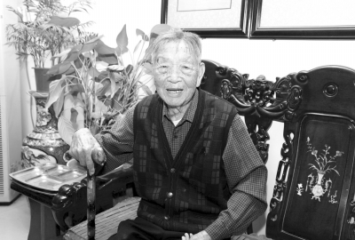 �Ă�(g��)�˵�Ⱥ�w��Ⱥ�w��Ʒ�� һ�ǡ����ˡ�������֮��