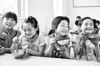 ���ƵZ�^�M�����꡿�_ɽ�h�����ǵ�Ц