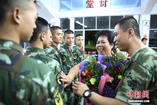 �V��߅���ٱ��o�h(yu��n)��ĸ�H�I(xi��n)���ӡ������