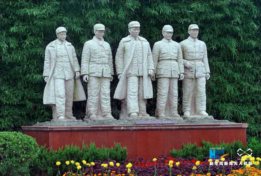 ��������ɫС�(zh��n)���tɫʥ�ء�����������(zh��n)