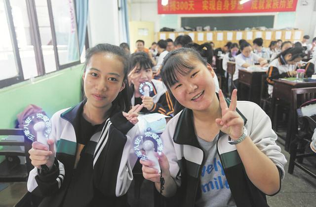 �D�飺��������h49�и������I(y��)���յ��ώ���ٛ(z��ng)�͵Ŀ�ǰ�Y���С�L(f��ng)�����D(zhu��n)��(d��ng)���L(f��ng)���п��Կ��������߰˰����sҫ�߿����˂�(g��)�֣�ӛ�� ���� ͨӍ�T ���l(w��i)�� �z��