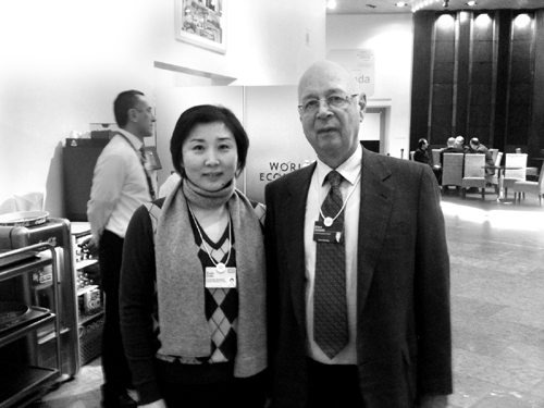 ����(b��o)ӛ�ߺ����罛(j��ng)��(j��)Փ����(chu��ng)ʼ�˿˄�˹��ʩ�߲����ң���Ӱ