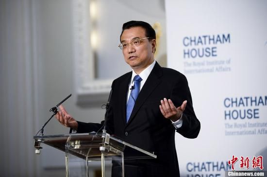 ����6��18�����Ї�����(w��)Ժ������ˏ�(qi��ng)�ڂ��ؽ��ڳ����L��ۡ����Ӣ���ʼ҇��H���}�о����͇��H��(zh��n)���о����ɴ��ǎ�l(f��)���}�顶�������ݰl(f��)չ���������硷�����v����ˏ�(qi��ng)߀�ش����c��(hu��)�ߵ��ᆖ��Ӣ���ʼ҇��H���}�о����͇� 