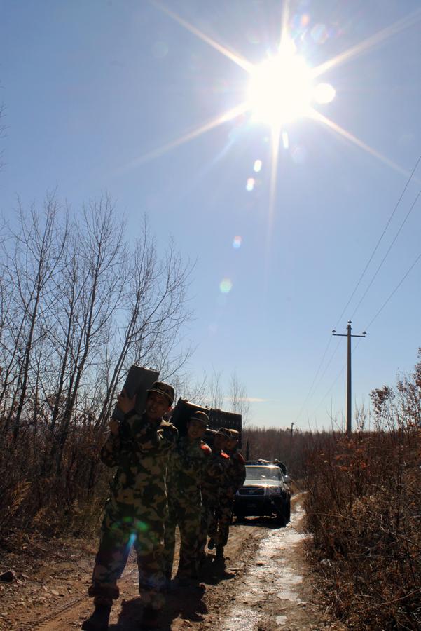 ���d���X-�Ї����������ߵ�߅���؅^(q��)