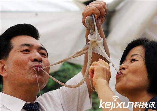 ��������ڰ������󼯺� ȫ�̸������c!