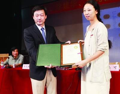 �R�ɣ��c���������R10��������styleֻ����һ��