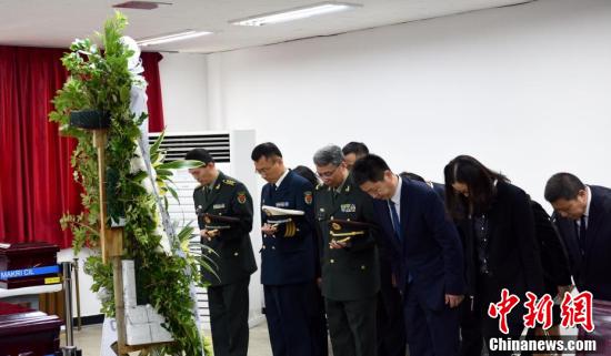 3��26�����������n�p�����n��(gu��)�ʴ����Ї�(gu��)����־Ը܊��ʿ�z���R�r(sh��)����������ͬ�e�е��������n�Ї�(gu��)����־Ը܊��ʿ�z���b���xʽ��01